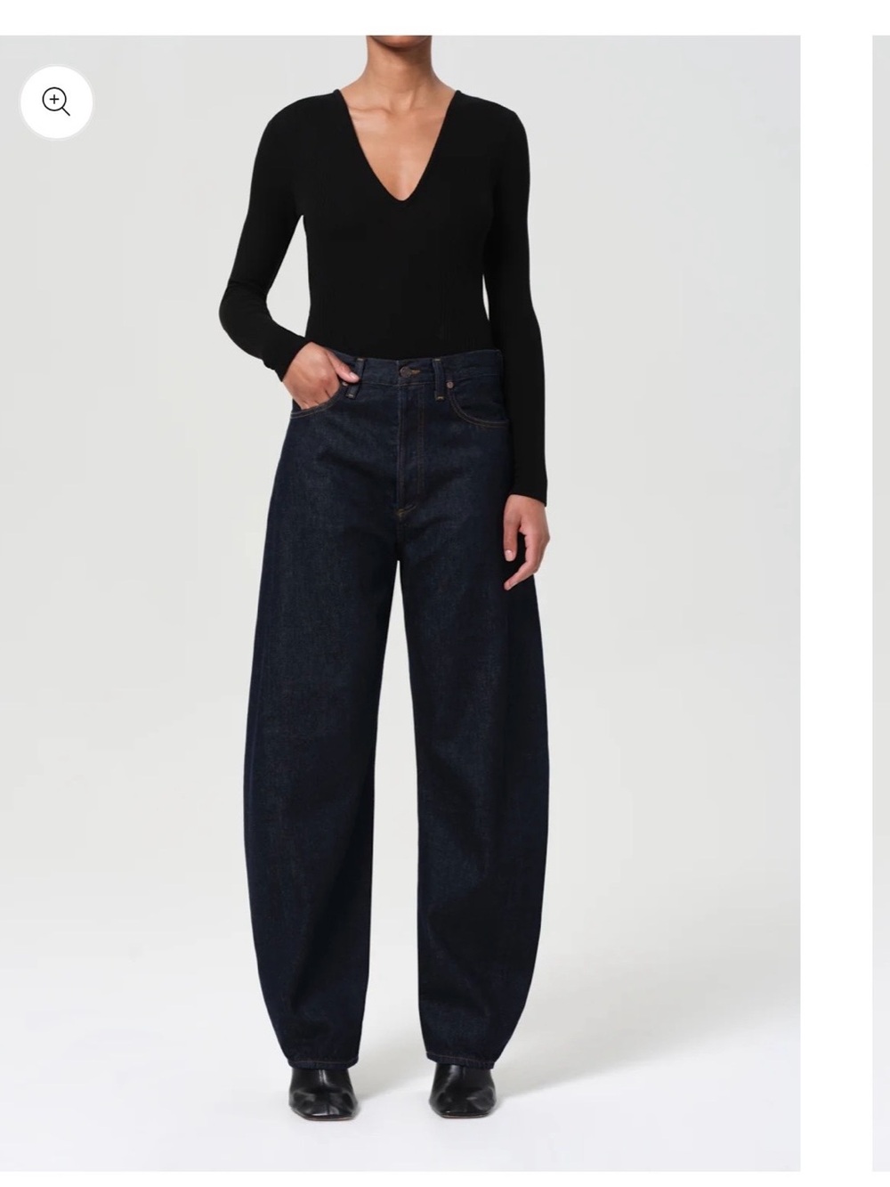 Wide-Leg Dark Indigo Jeans - Women